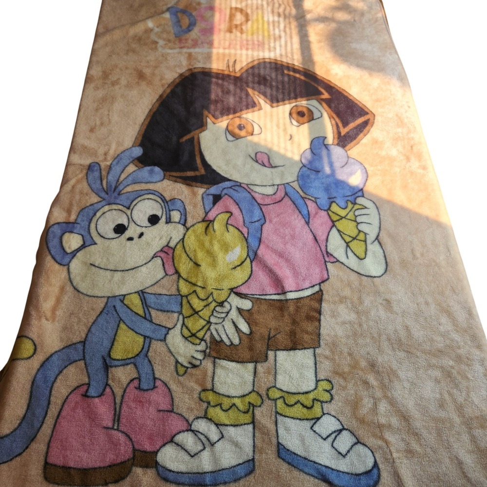 Dora the Explorer Boots Ice Cream Plush Fleece Throw Blanket Tan Nickelodeon